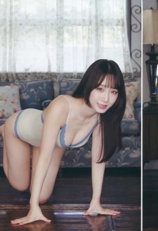 伊织萌 – 夏の伊織6 C106 [14P] 窗边阳光下的温柔私语-costujun