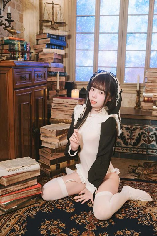 可可小白兔 - 谁家的小恶魔呀 [65P] 古堡里的纯欲魔女-costujun