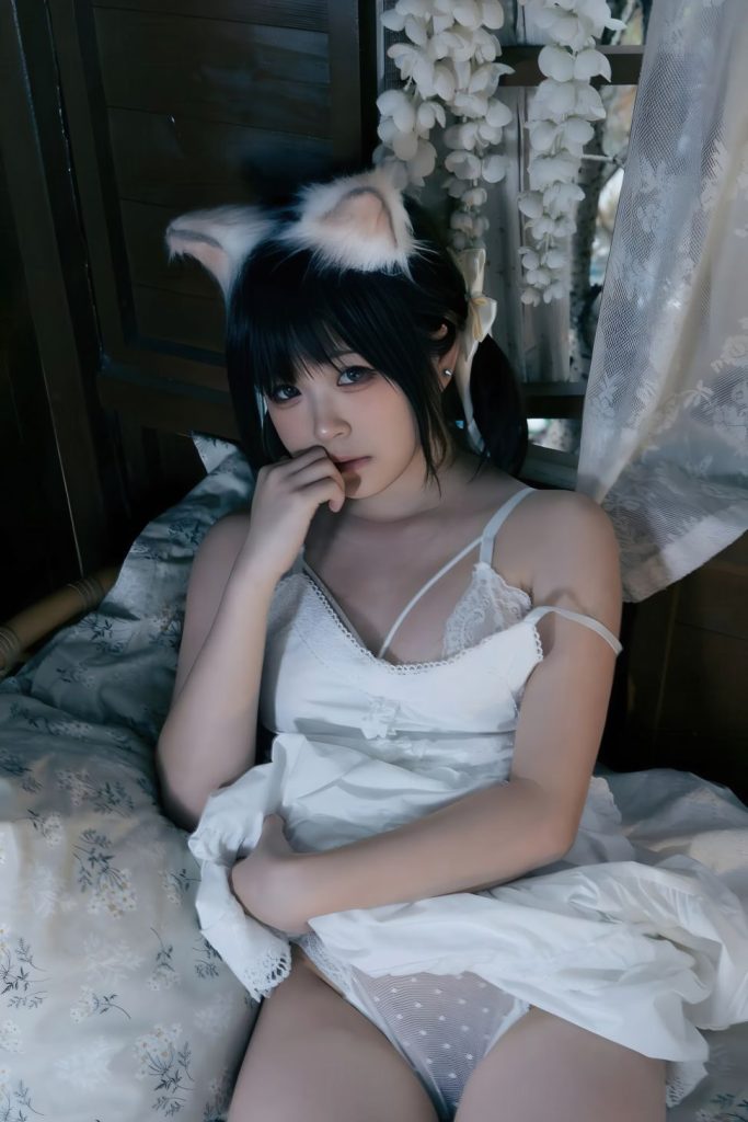 渡久山 - 木屋 [16P] 森系猫耳少女的治愈晨光