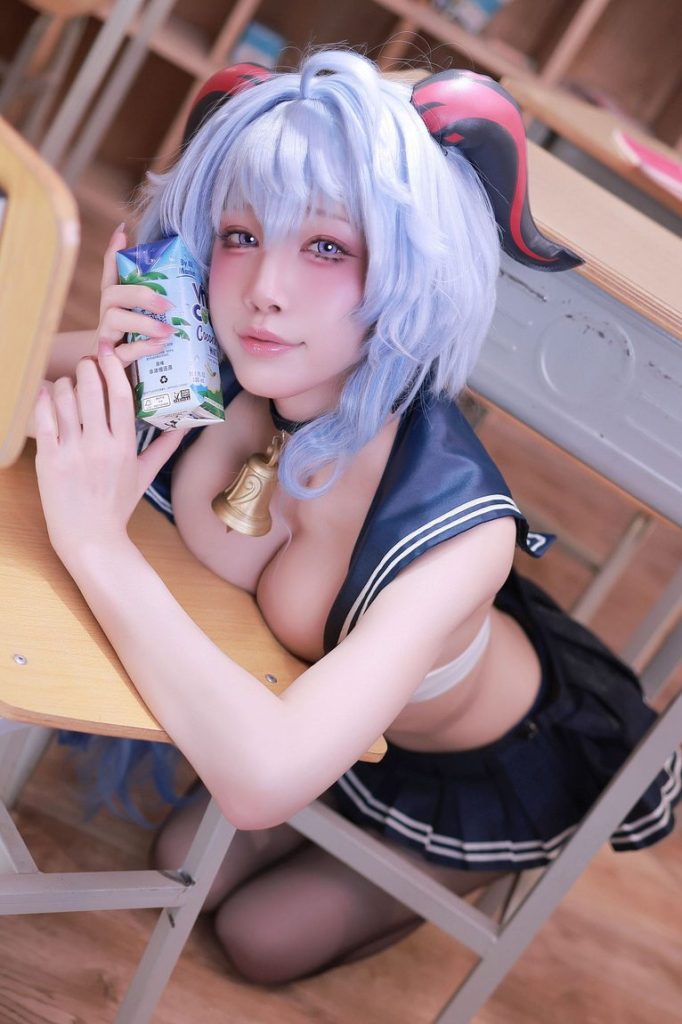 水淼Aqua写真全集收录：细节控Coser的极致还原美学