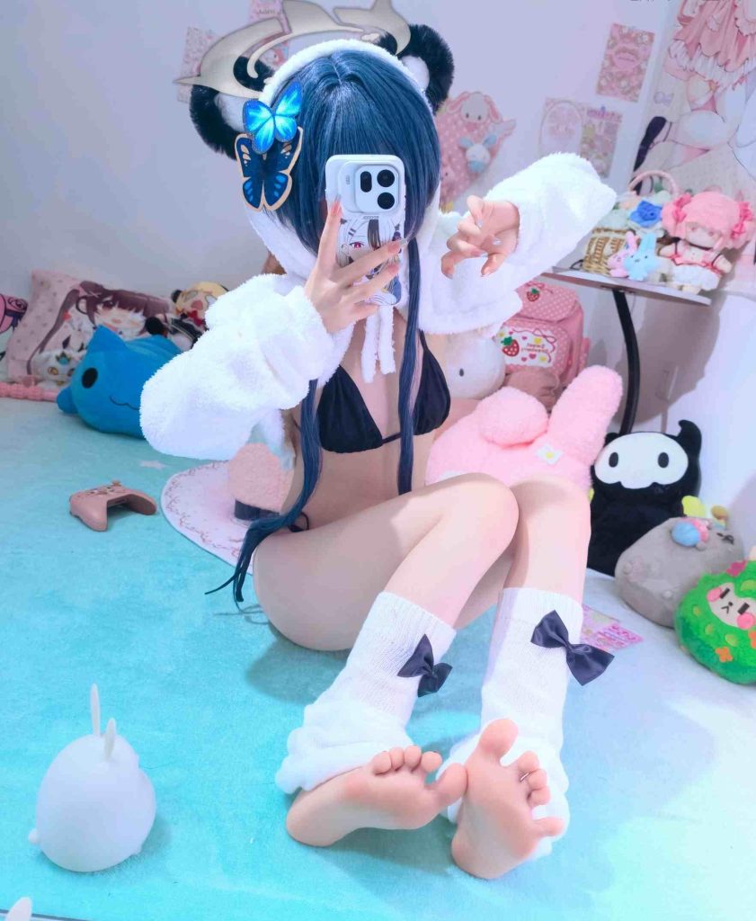 Reng-妃咲小熊猫