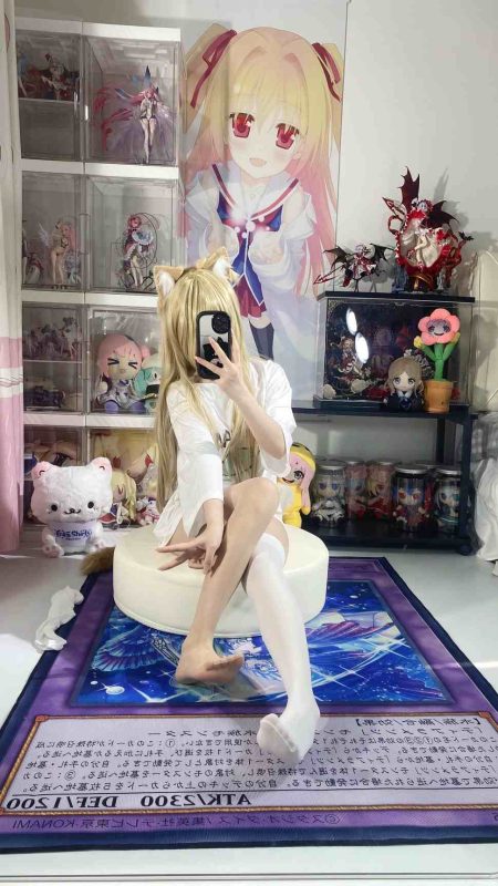 白栎Shirly - 黄豆粉 [130P+25V] 猫耳少女的日常-costujun
