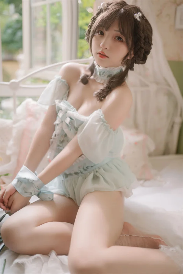 花铃Cosplay写真作品合集下载