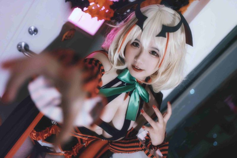 阿半今天很开心 - 罗恩万圣节 Cosplay [28P] 魅魔视角高清套图-costujun