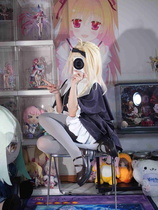 白栎Shirly - 露露卡 [148P+25V] 超清写真，灵动少女的奇幻冒险-costujun